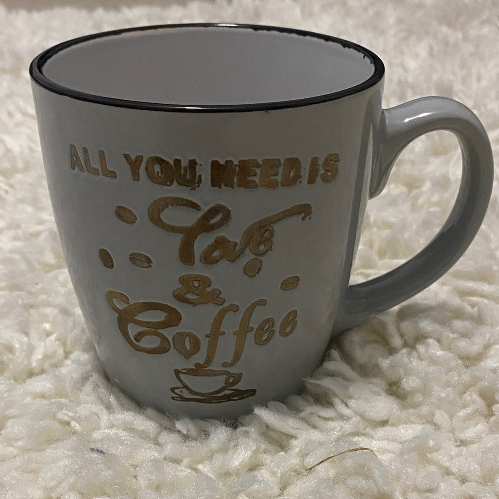 Royal Norfolk greenbrier intern. coffee mug “All You Need is Love and Coffee”
